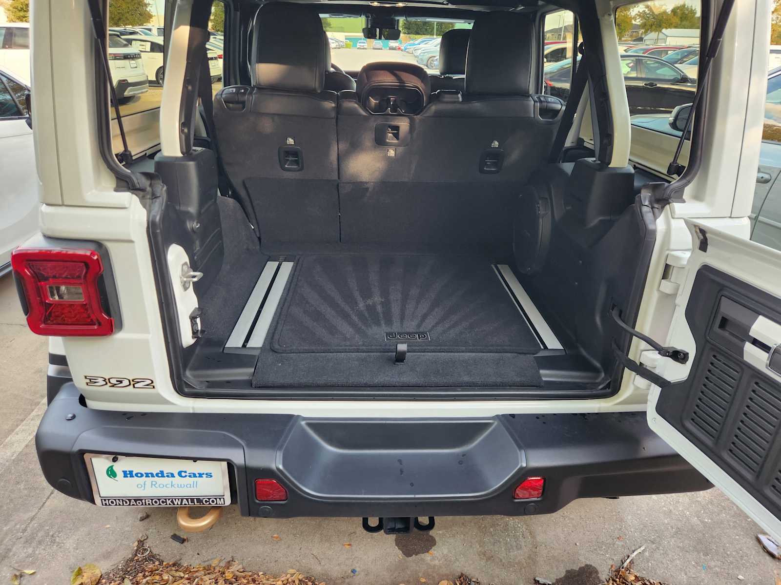 Thumbnail: 2021 Jeep Wrangler - 19