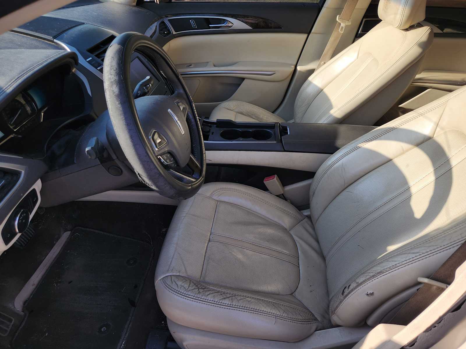 Thumbnail: 2014 Lincoln MKZ - 7