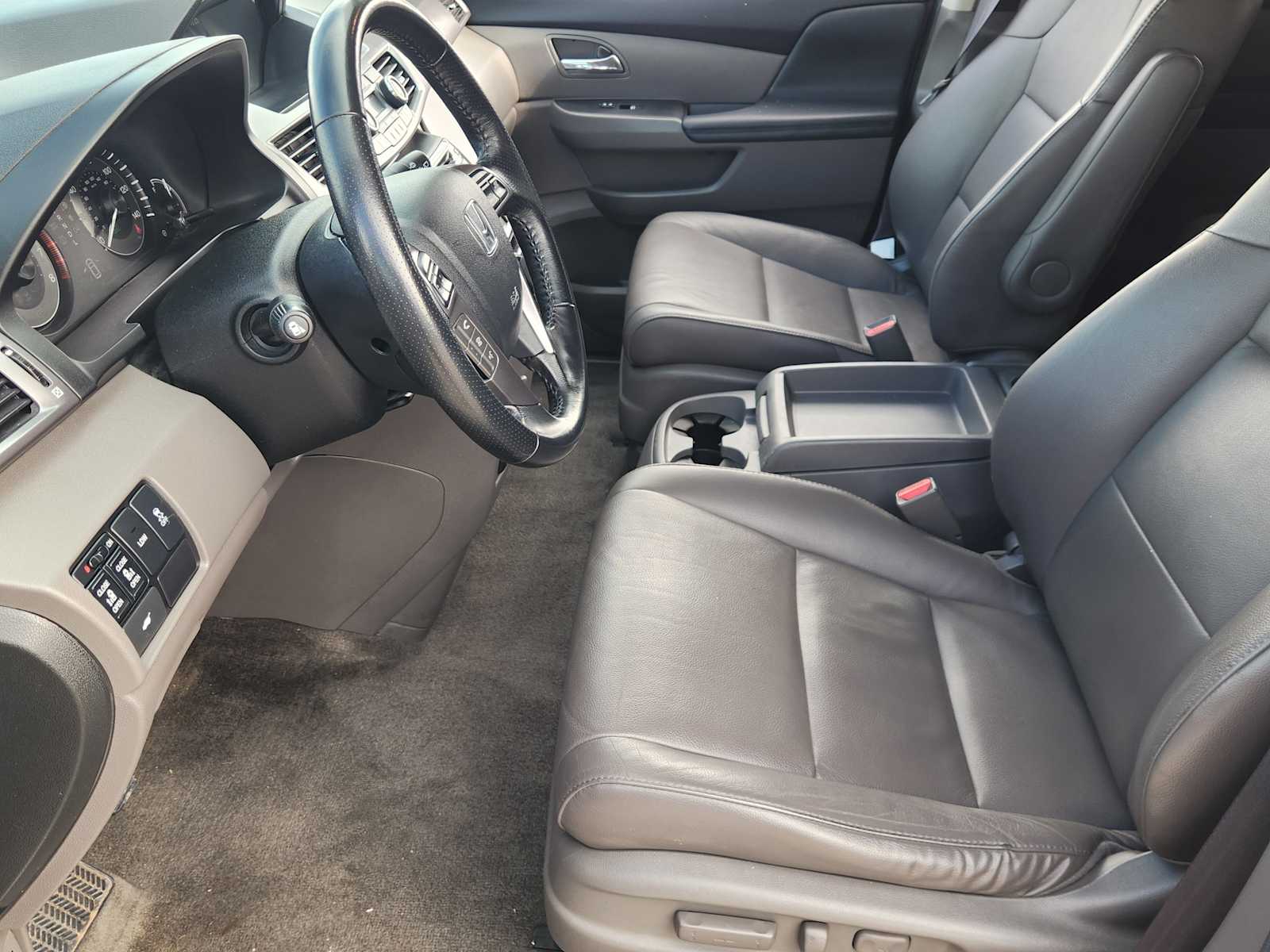 Thumbnail: 2014 Honda Odyssey - 11