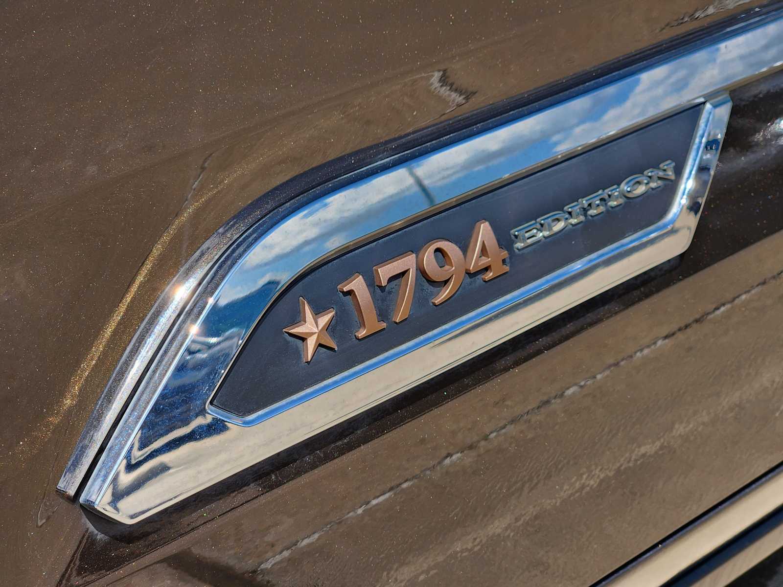 Thumbnail: 2024 Toyota Tundra - 7