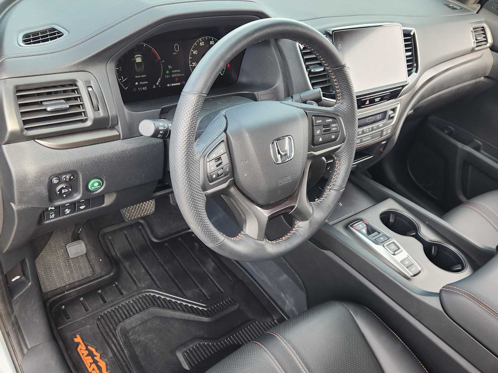 Thumbnail: 2025 Honda Ridgeline - 2