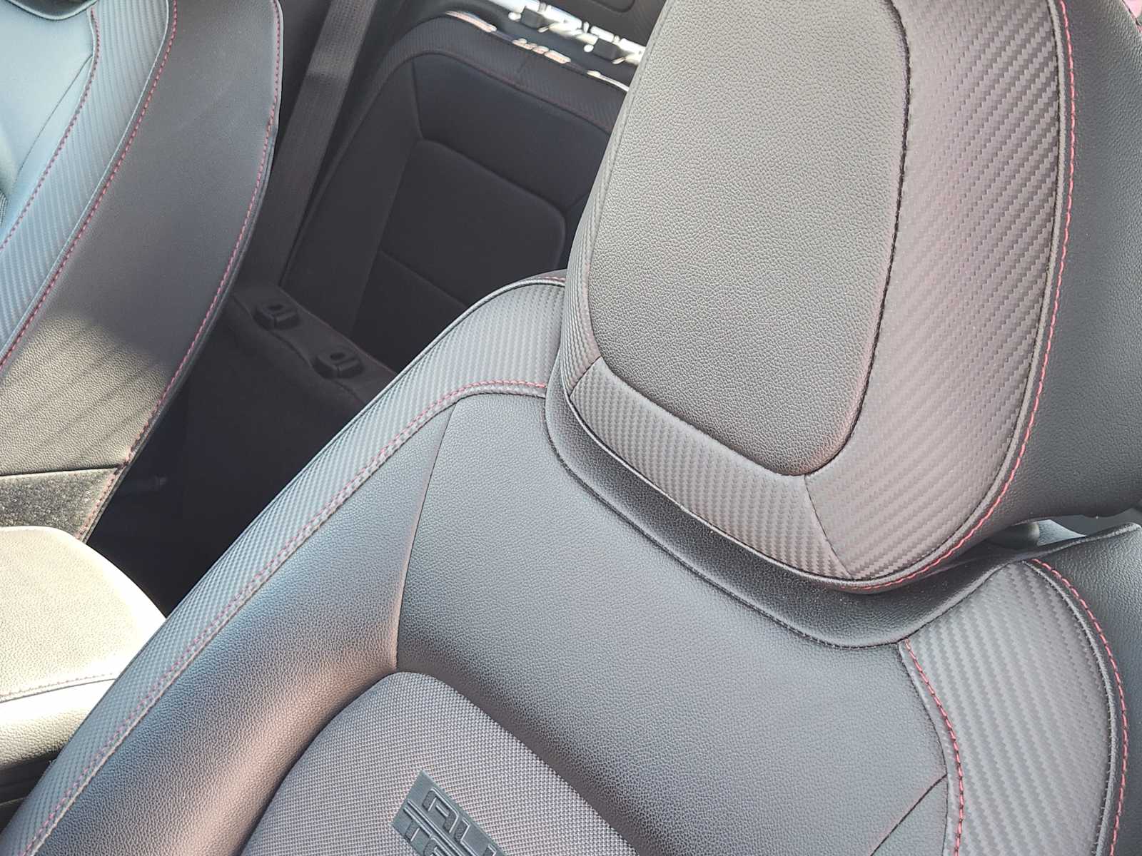 Thumbnail: 2018 GMC Canyon - 24