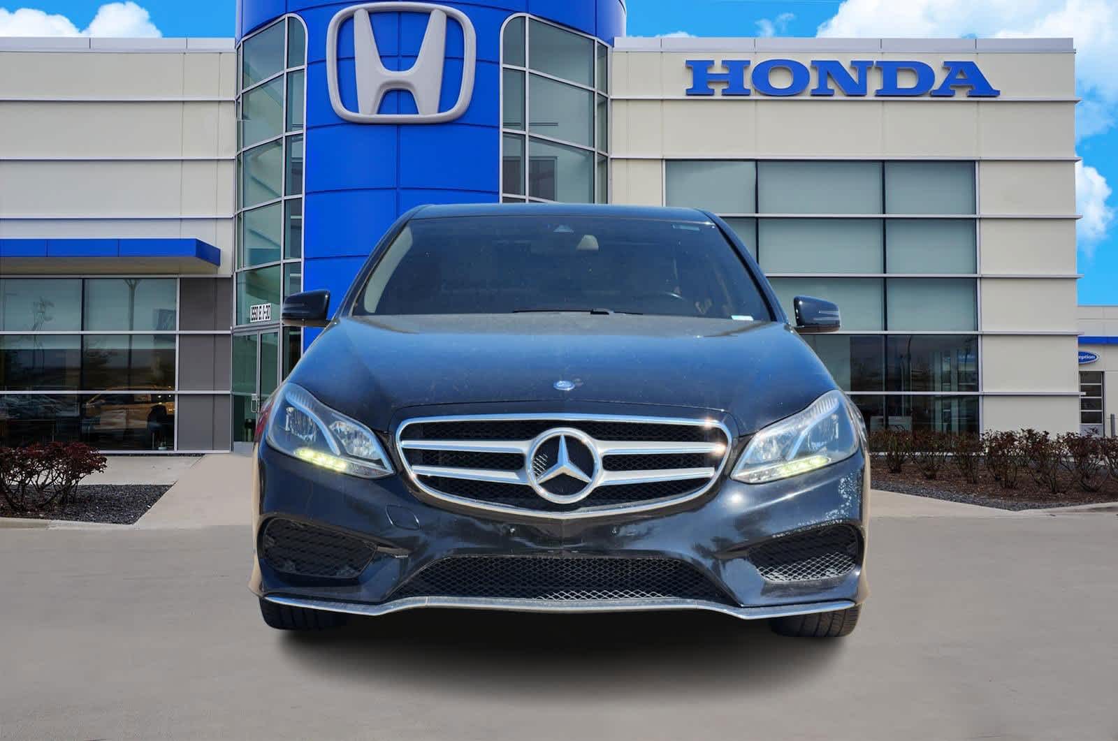 Thumbnail: 2014 Mercedes-Benz E-Class - 6