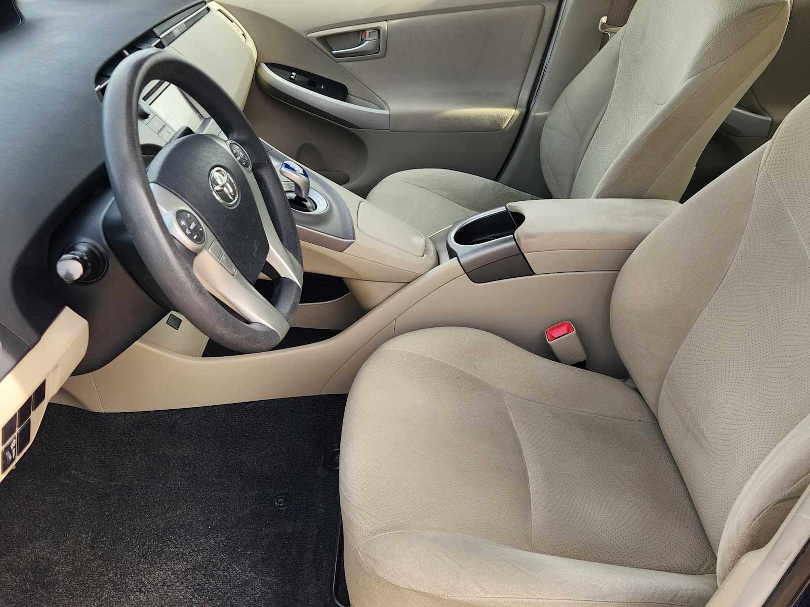 Thumbnail: 2013 Toyota Prius - 11