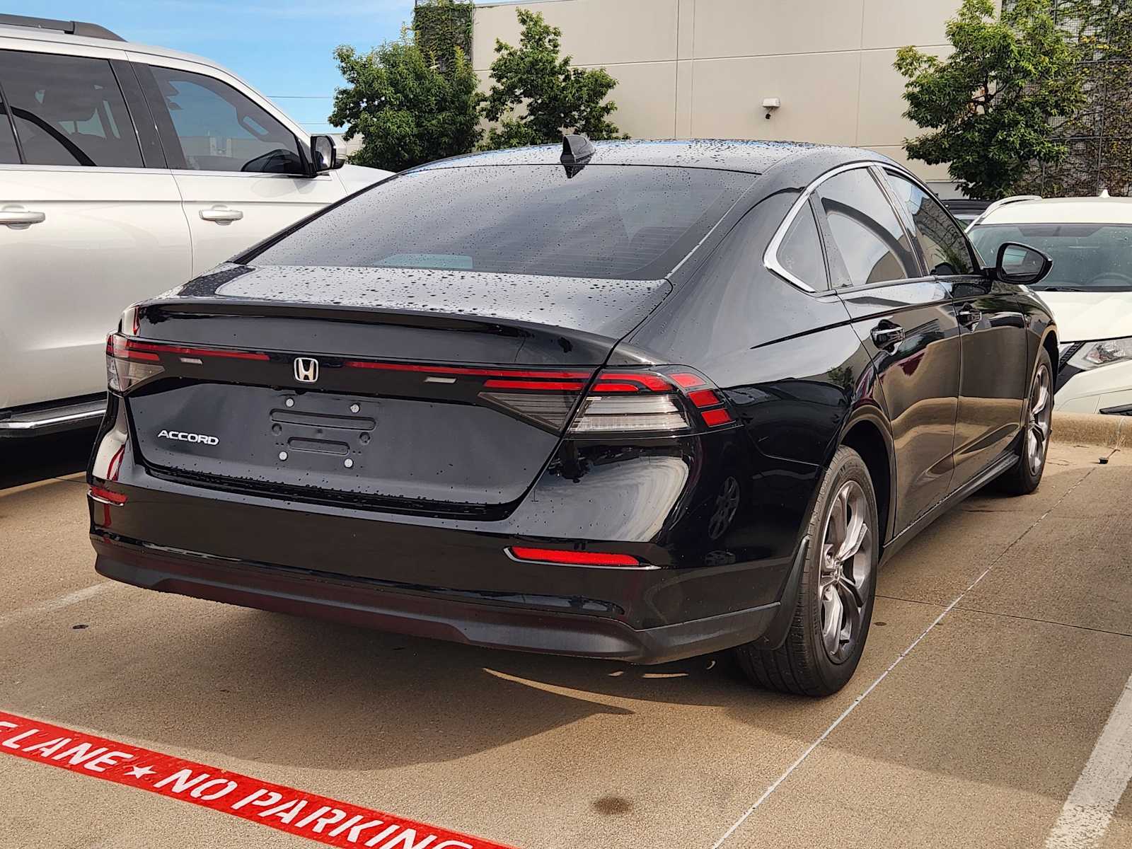 2023 Honda Accord EX photo 4