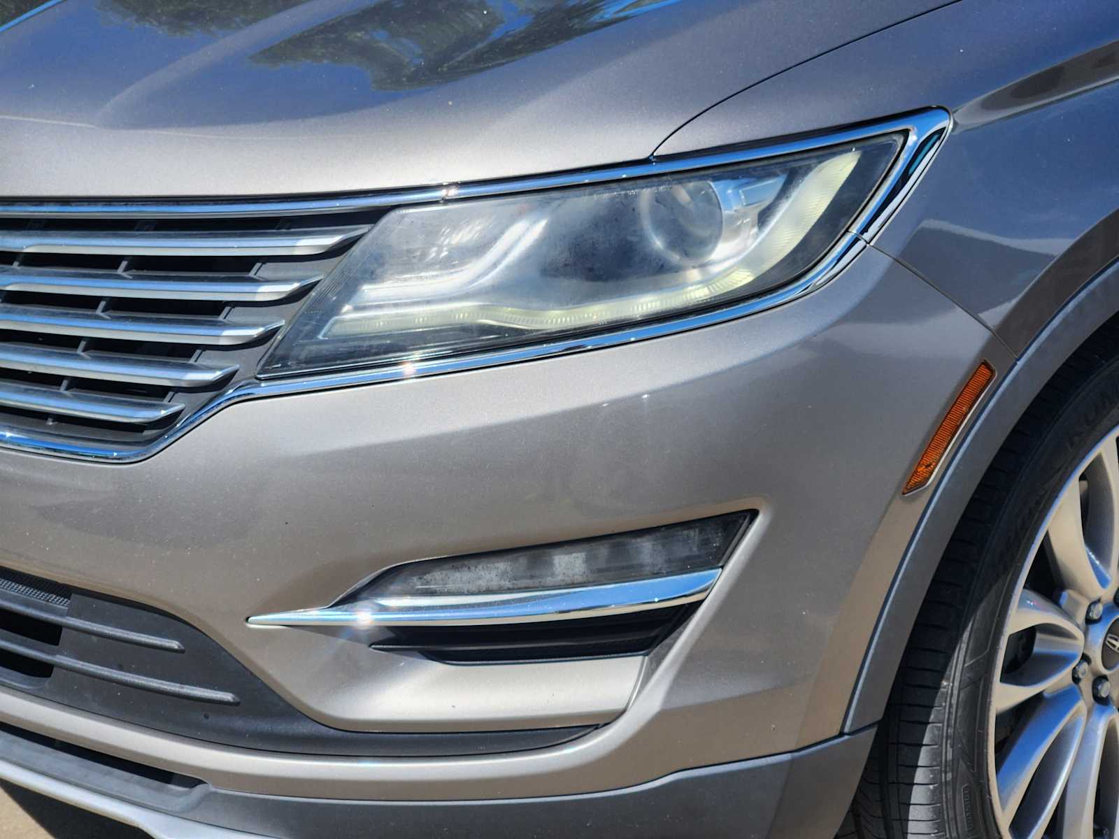 Thumbnail: 2017 Lincoln MKC - 12
