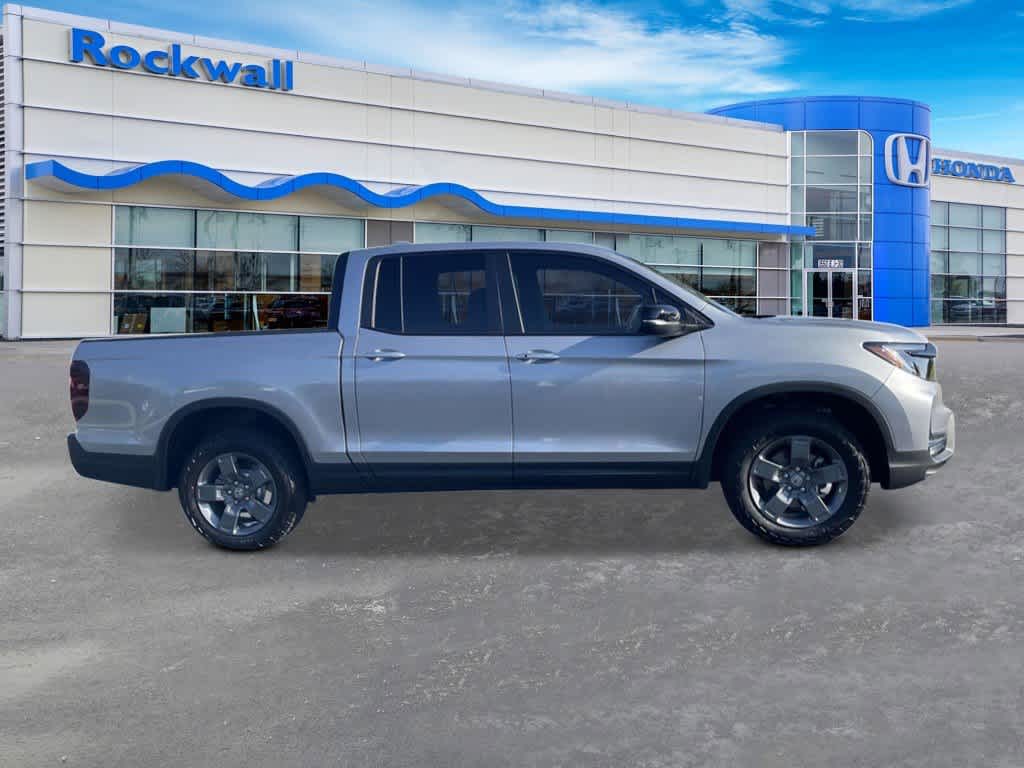 Thumbnail: 2025 Honda Ridgeline - 6