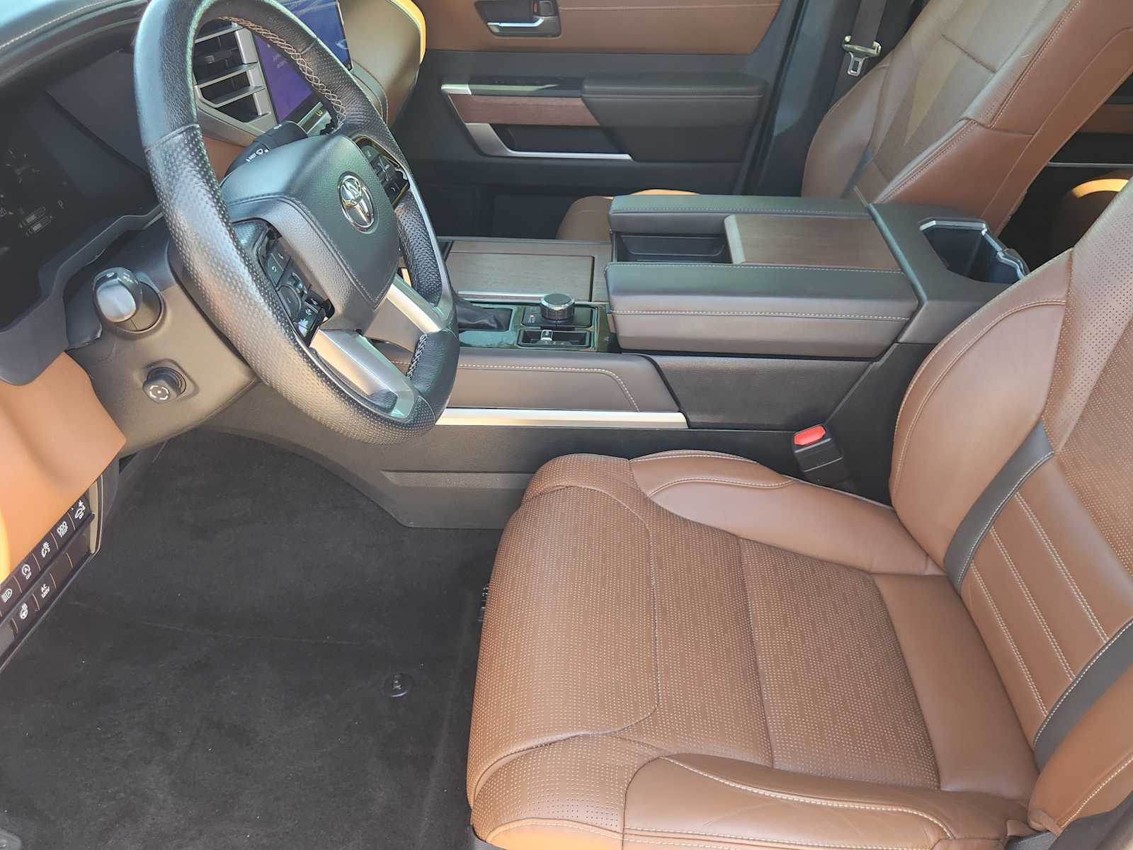 Thumbnail: 2022 Toyota Tundra - 11