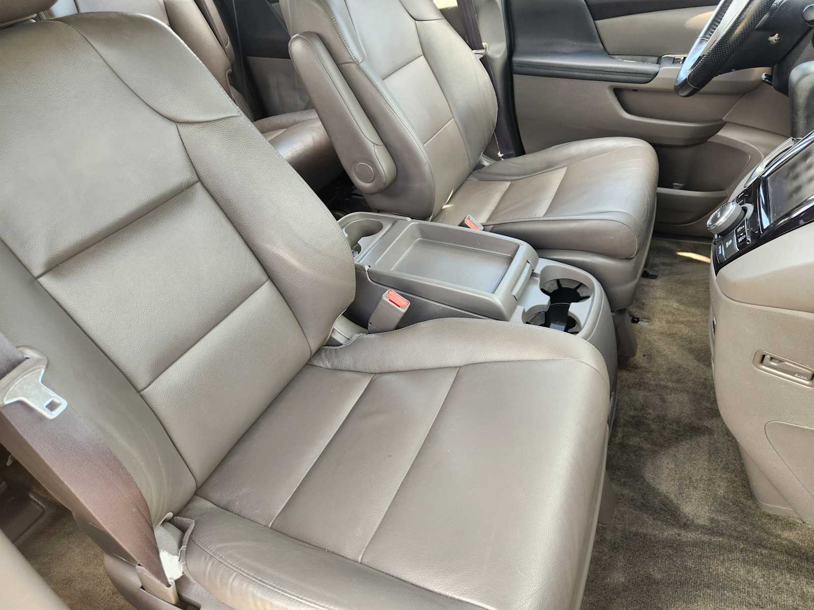 Thumbnail: 2015 Honda Odyssey - 15