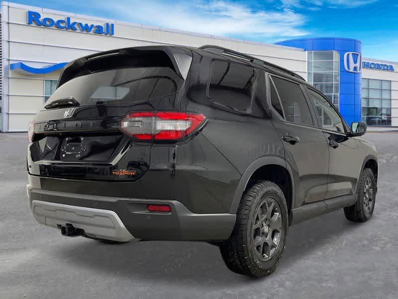 Thumbnail: 2025 Honda Pilot - 8