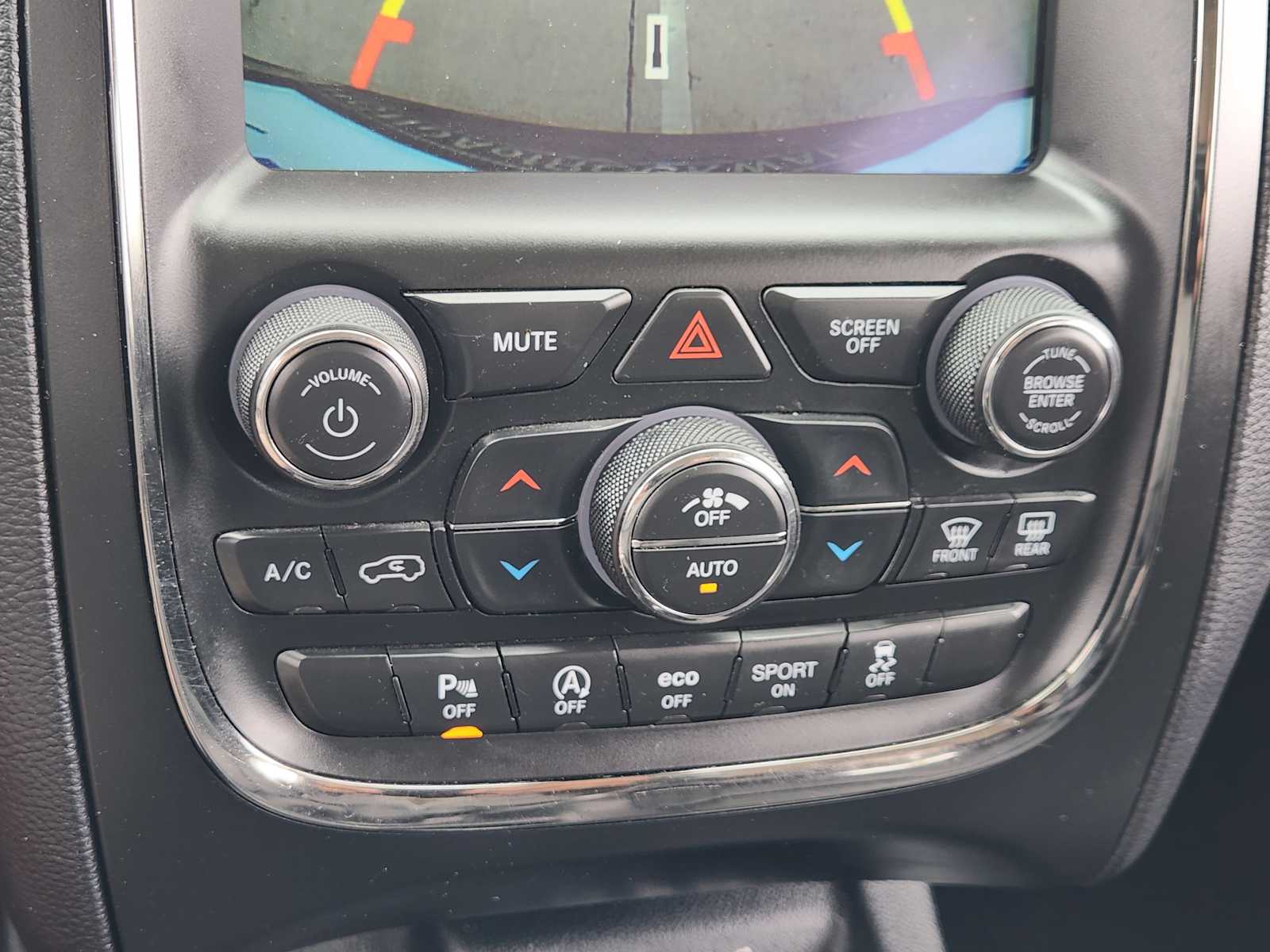 Thumbnail: 2020 Dodge Durango - 27