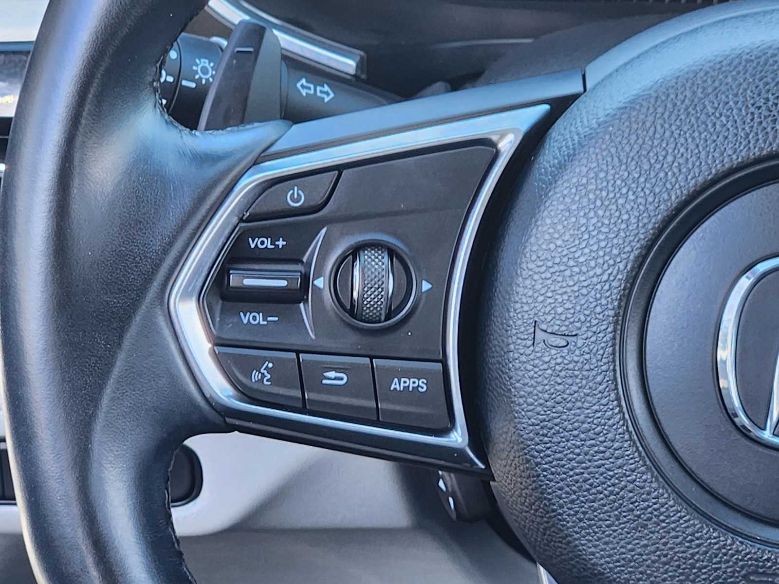 Thumbnail: 2022 Acura MDX - 33