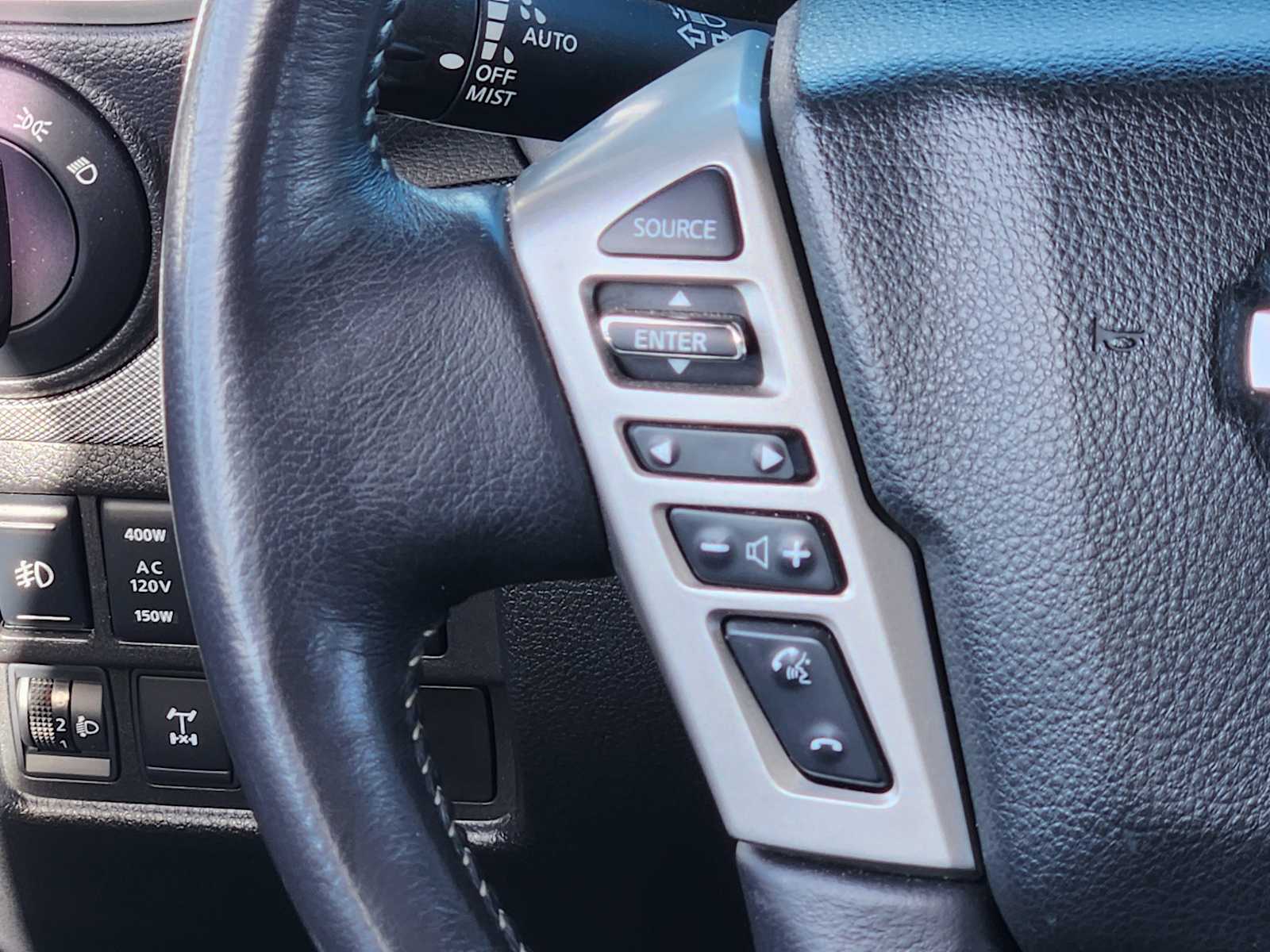 Thumbnail: 2018 Nissan Titan - 31