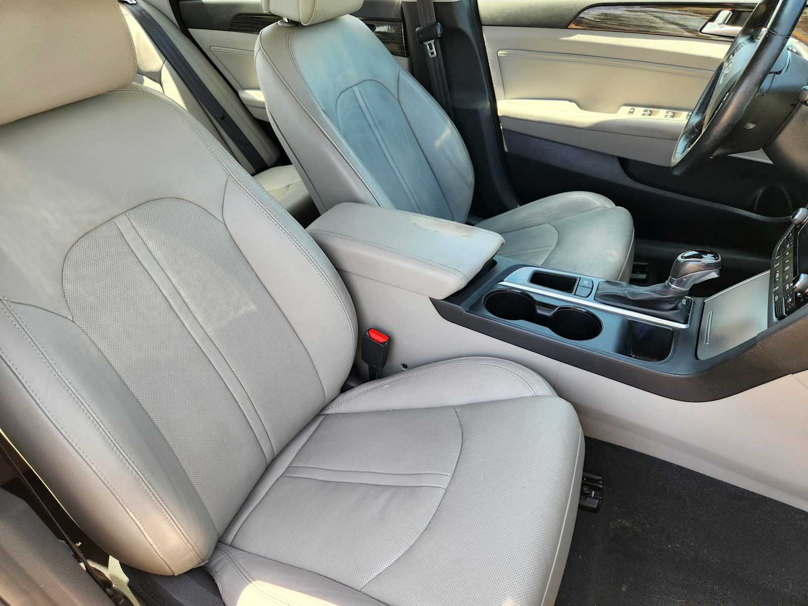 Thumbnail: 2015 Hyundai Sonata - 14