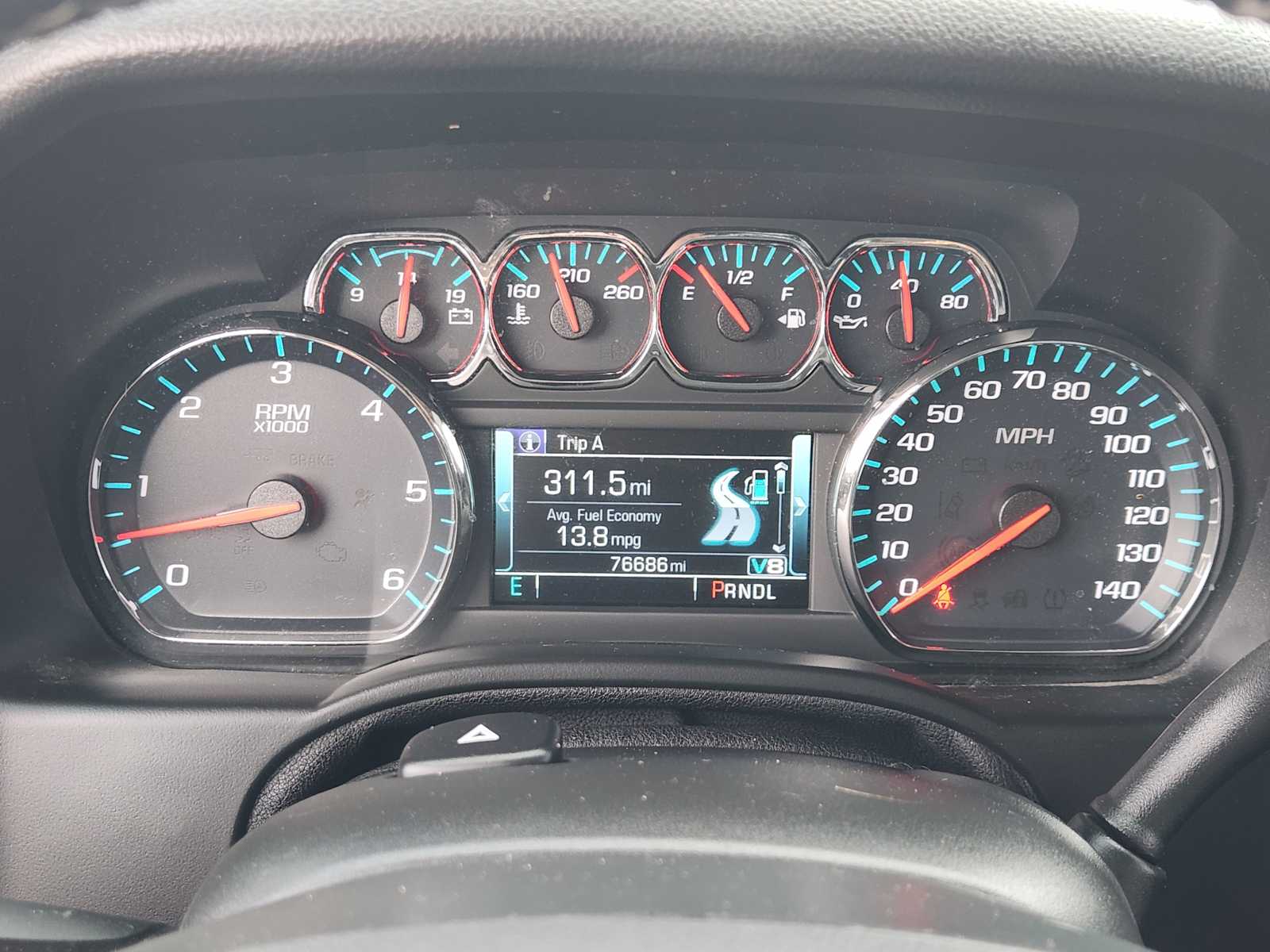 Thumbnail: 2020 Chevrolet Suburban - 18