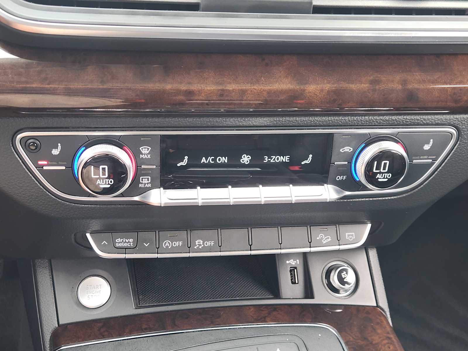 Thumbnail: 2019 Audi Q5 - 26