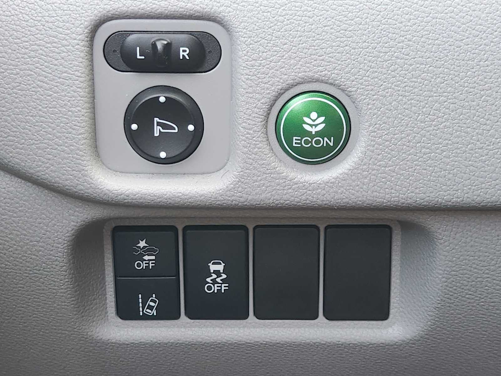 Thumbnail: 2019 Honda Pilot - 28