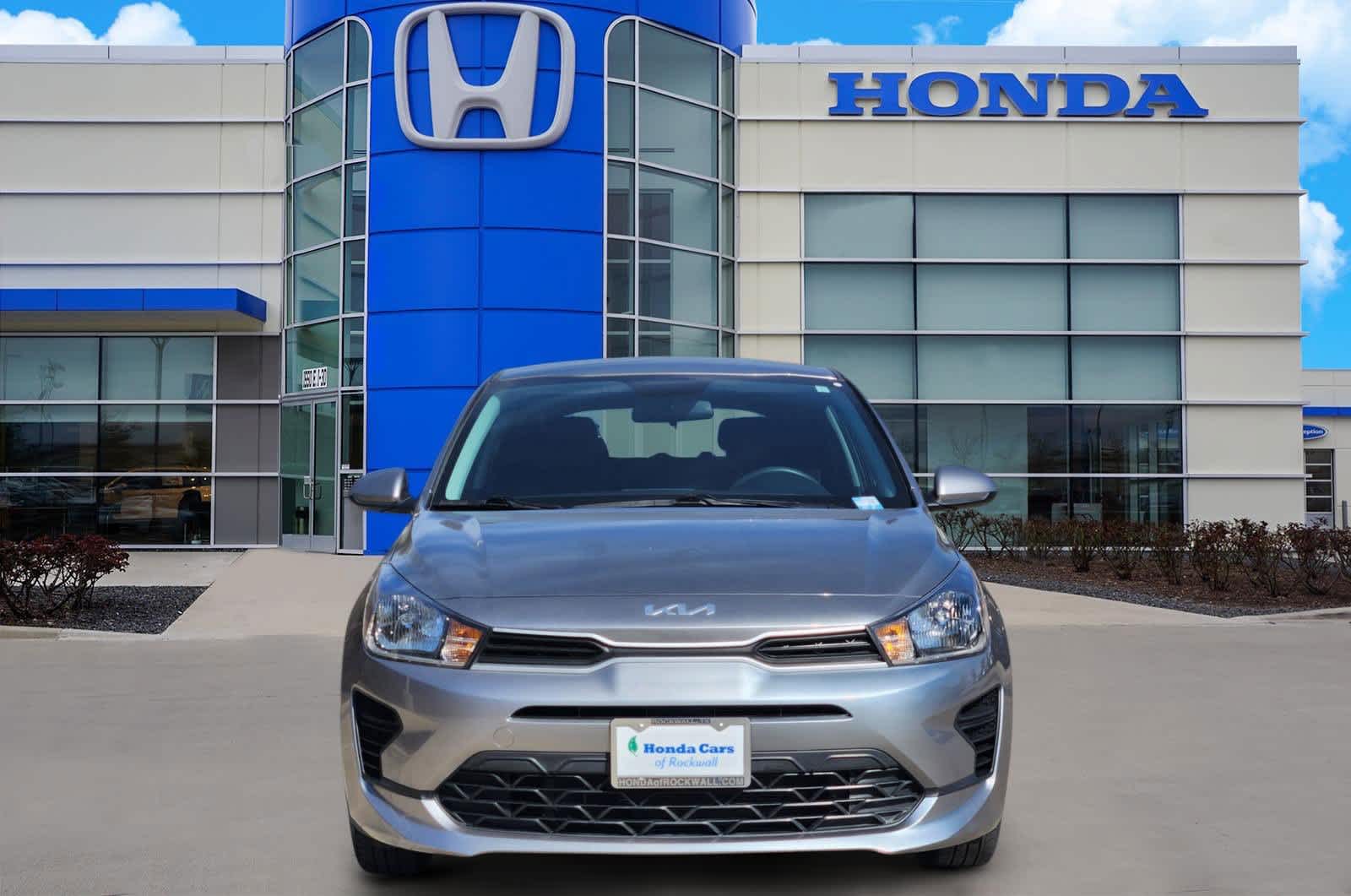 Thumbnail: 2023 Kia Rio - 6