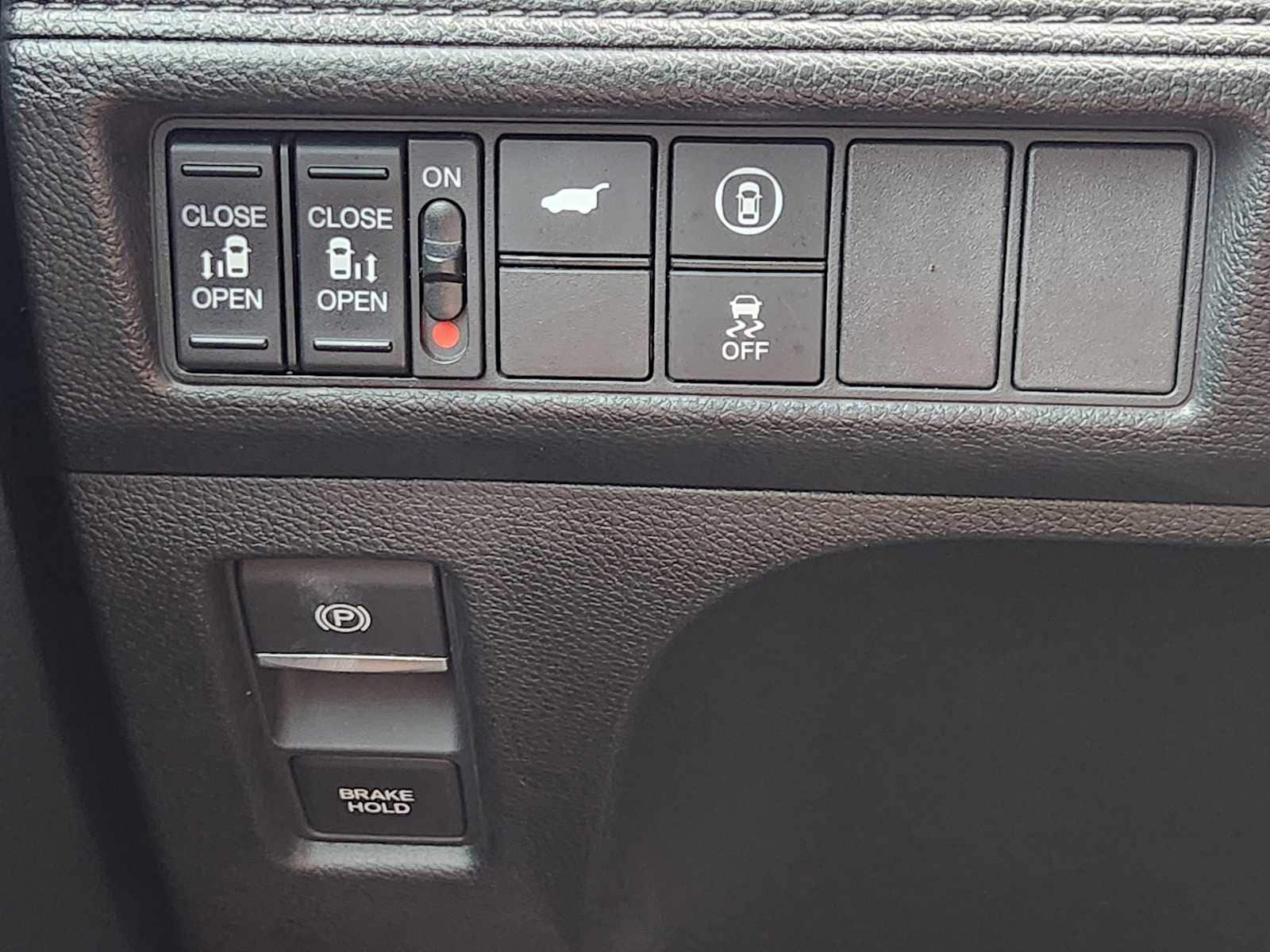 Thumbnail: 2023 Honda Odyssey - 28