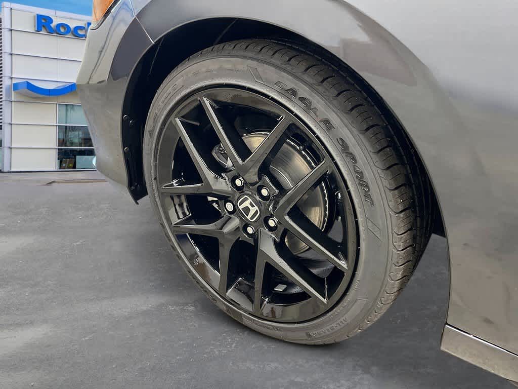 2026 Honda Civic Hatchback Sport - Photo 11