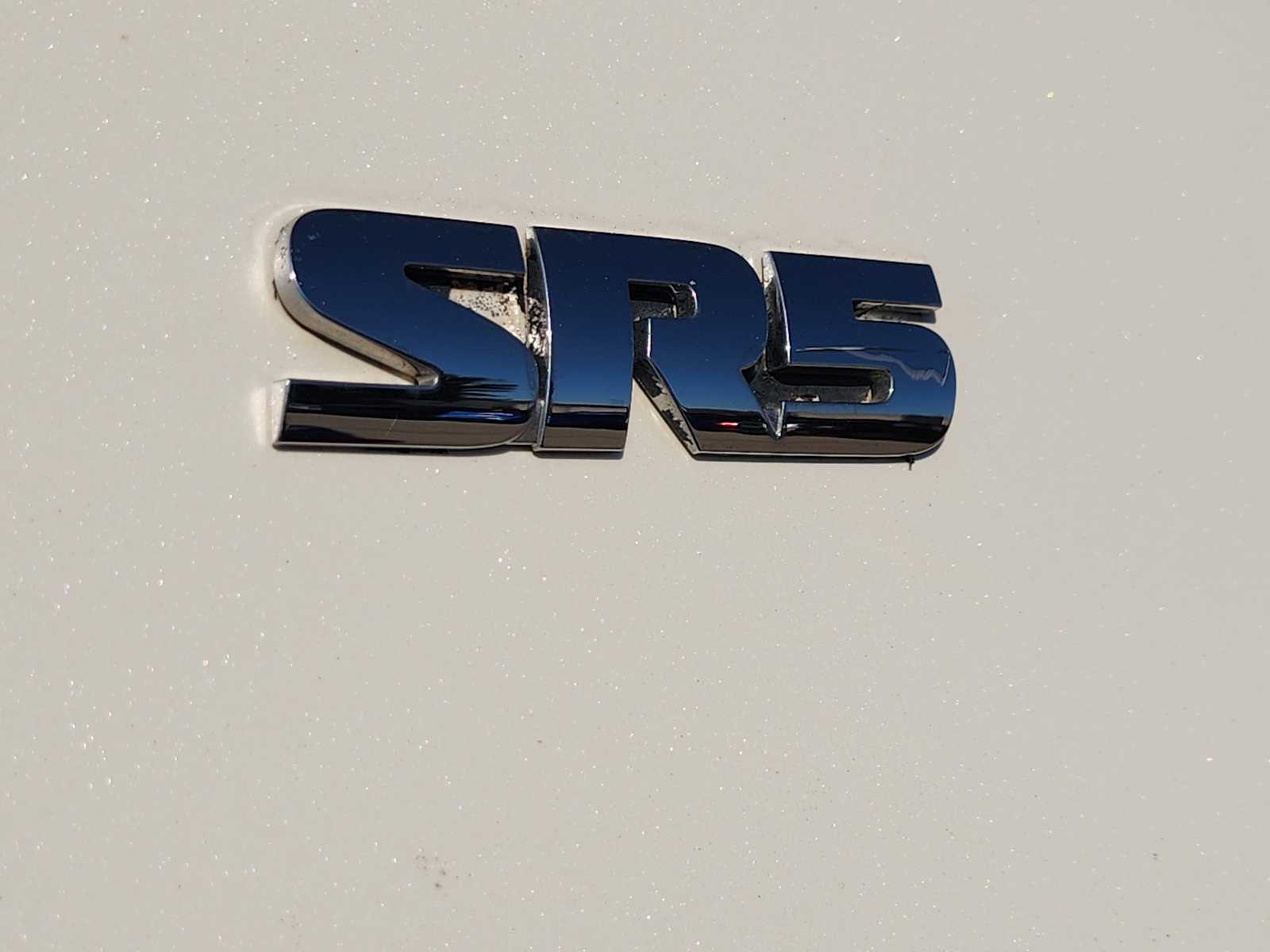 Thumbnail: 2011 Toyota 4Runner - 10