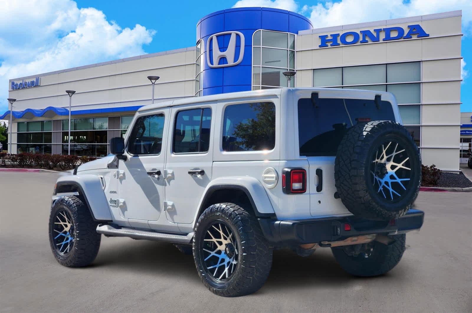 Thumbnail: 2018 Jeep Wrangler - 4