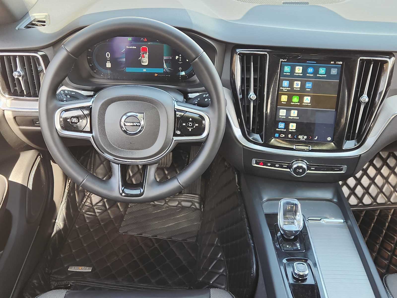 Thumbnail: 2024 Volvo S60 - 15