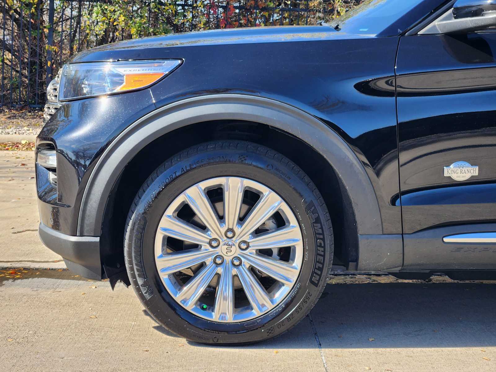 Thumbnail: 2022 Ford Explorer - 8