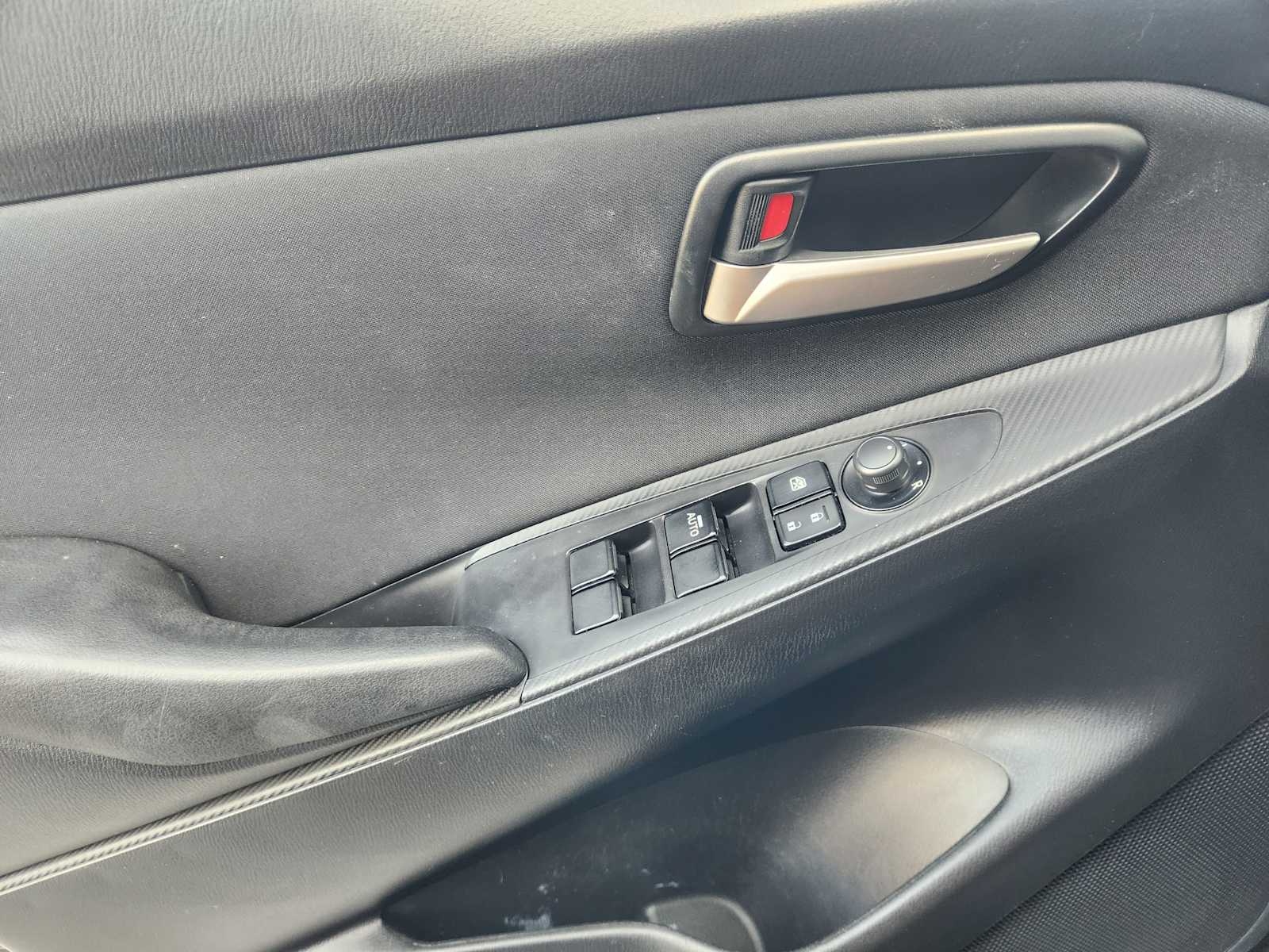 Thumbnail: 2019 Toyota Yaris - 29