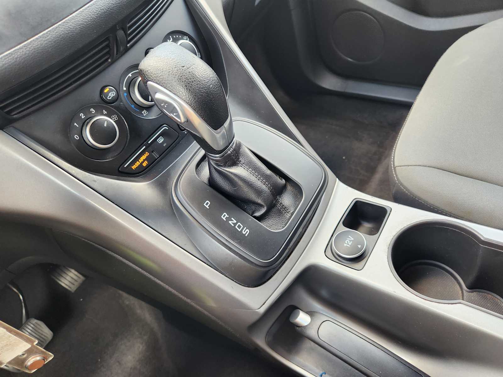 Thumbnail: 2015 Ford Escape - 17