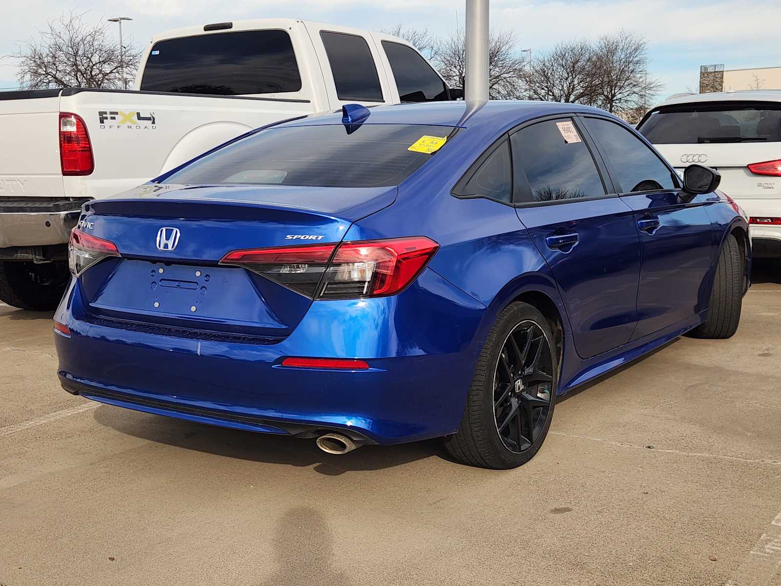 Thumbnail: 2022 Honda Civic - 4