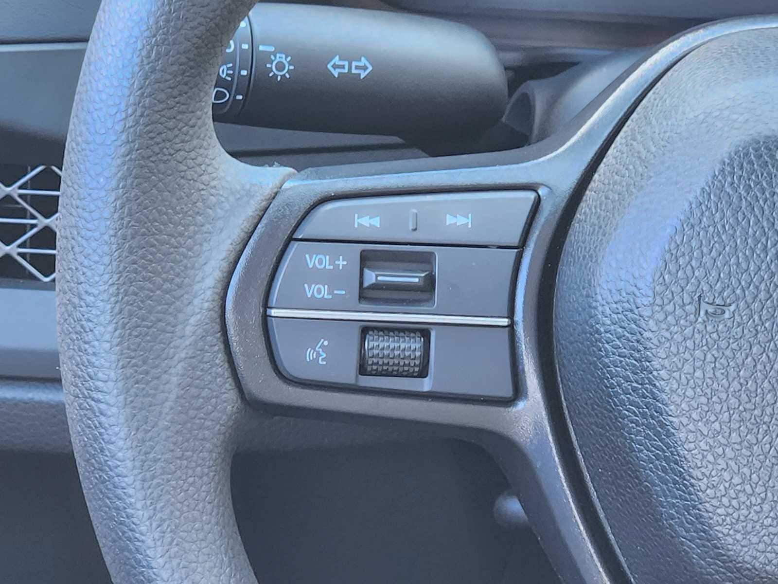 Thumbnail: 2025 Honda Accord - 32