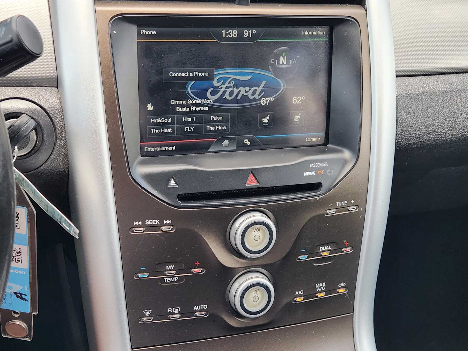 Thumbnail: 2012 Ford Edge - 16