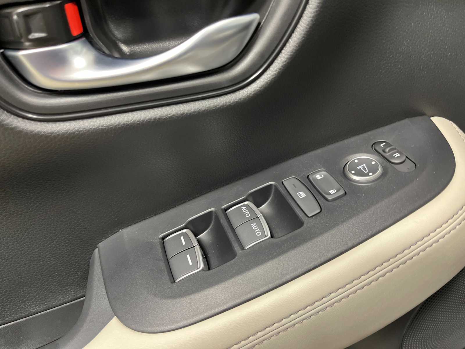 Thumbnail: 2027 Honda HR-V - 12