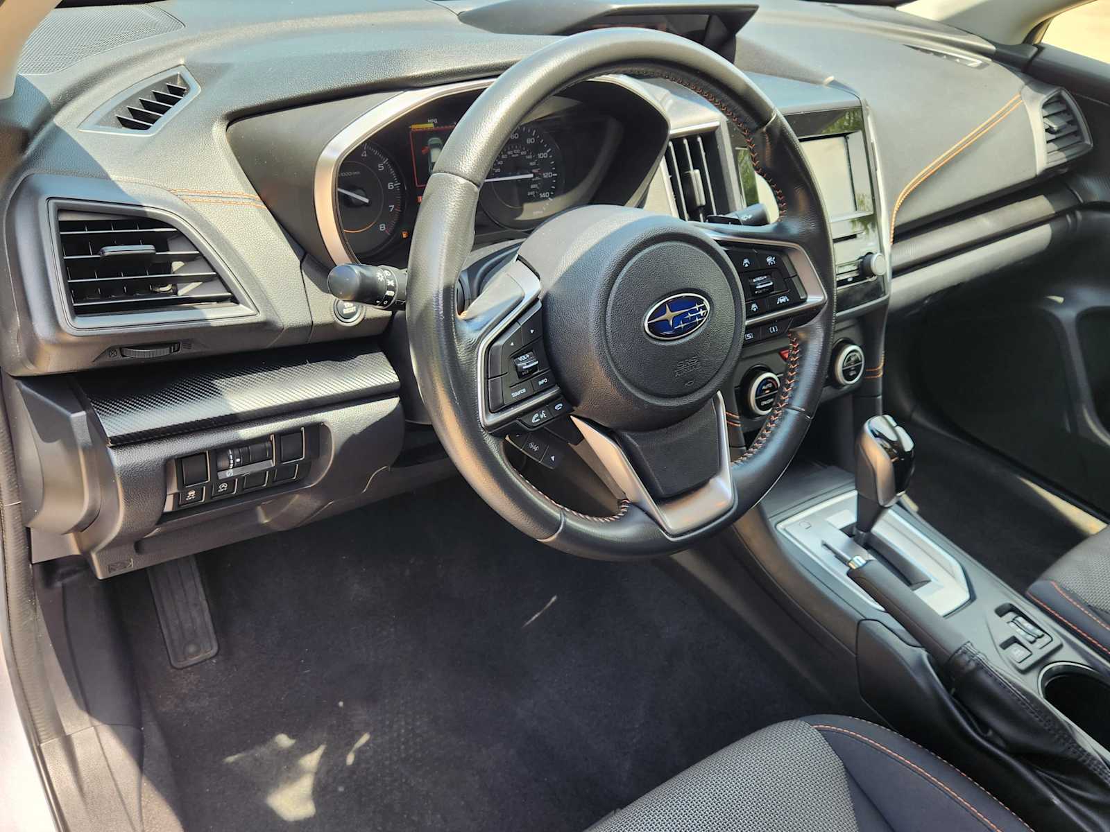 2020 Subaru Crosstrek Premium photo 2
