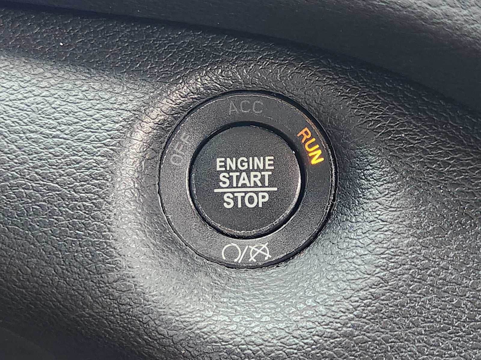 Thumbnail: 2021 Jeep Cherokee - 26