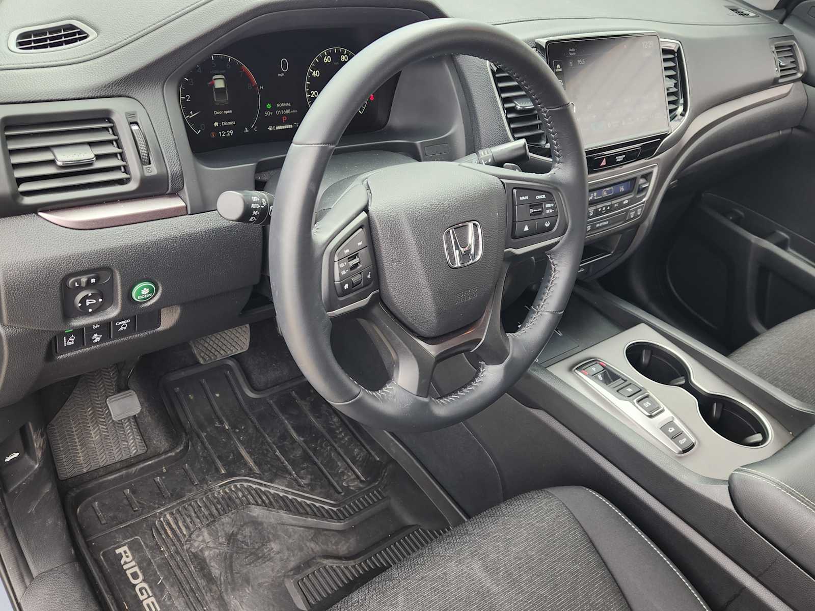 Thumbnail: 2025 Honda Ridgeline - 2