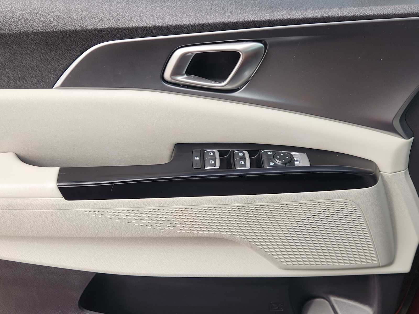 Thumbnail: 2024 Kia Carnival - 30