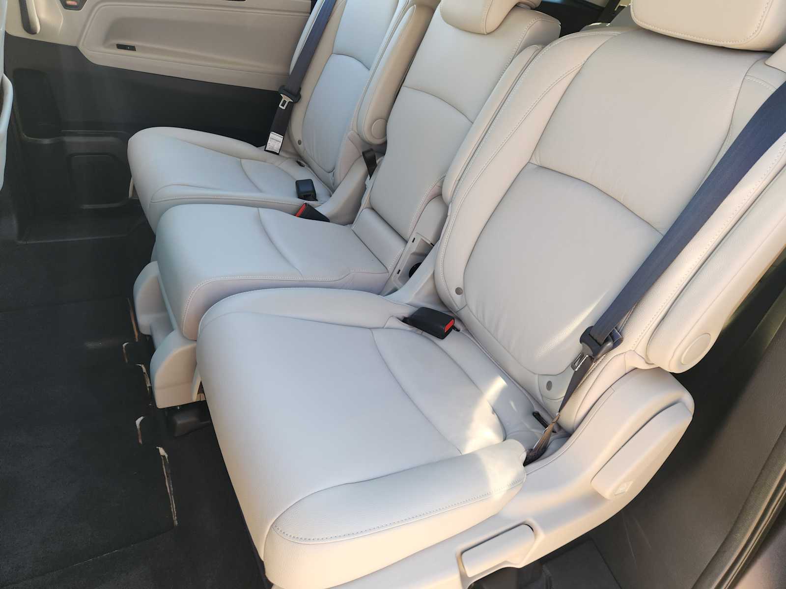 Thumbnail: 2026 Honda Odyssey - 13