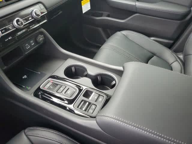 Thumbnail: 2025 Honda Pilot - 15