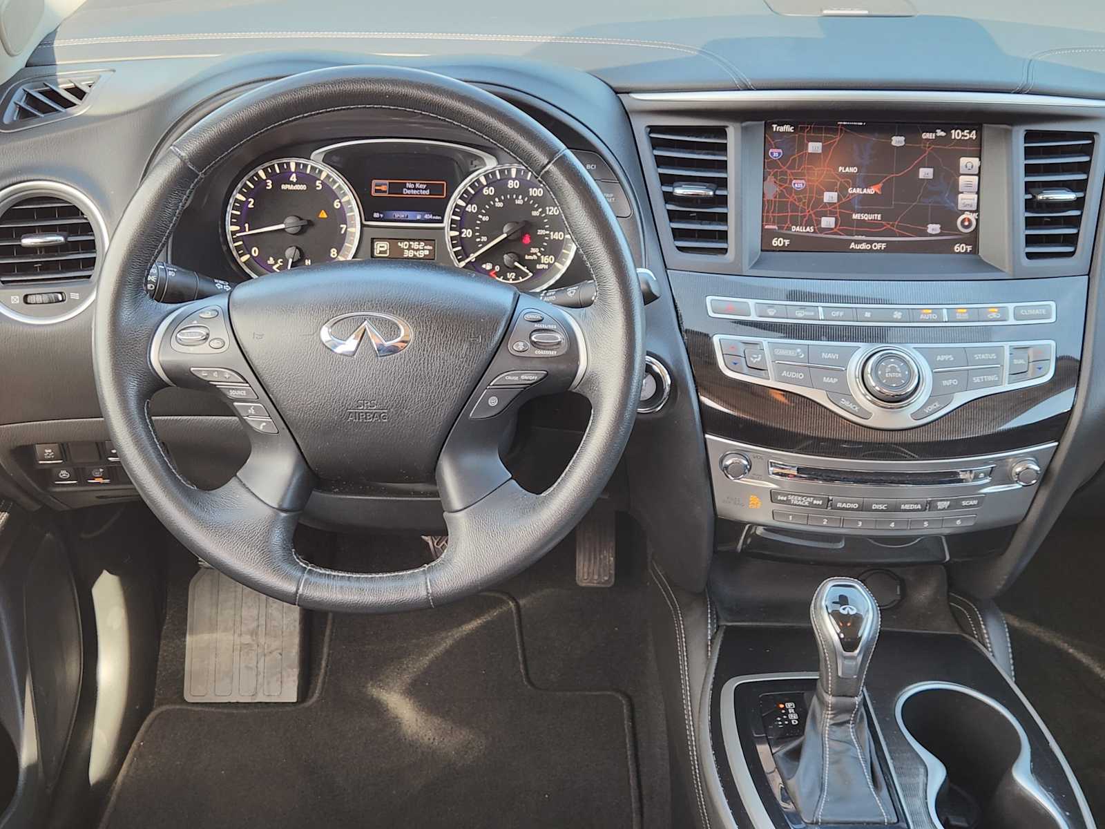 Thumbnail: 2017 INFINITI QX60 - 16