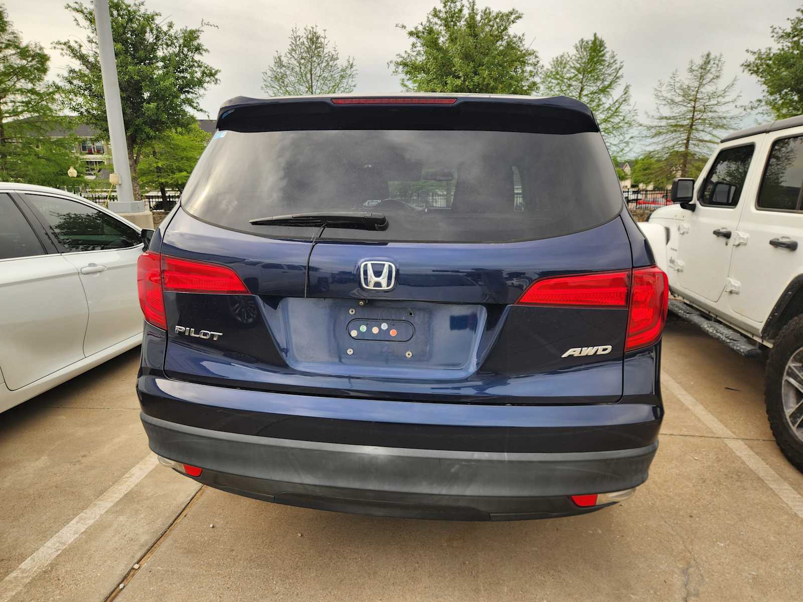 Thumbnail: 2016 Honda Pilot - 5