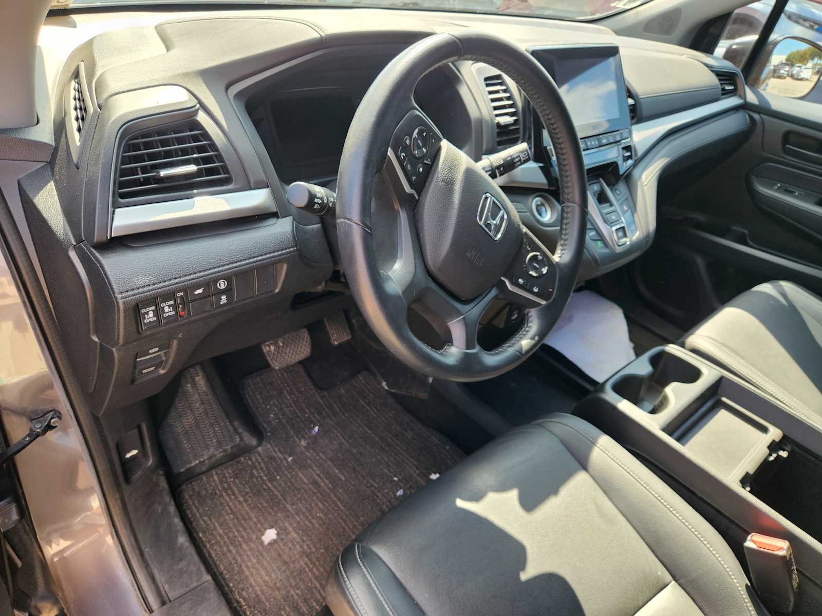 Thumbnail: 2022 Honda Odyssey - 8