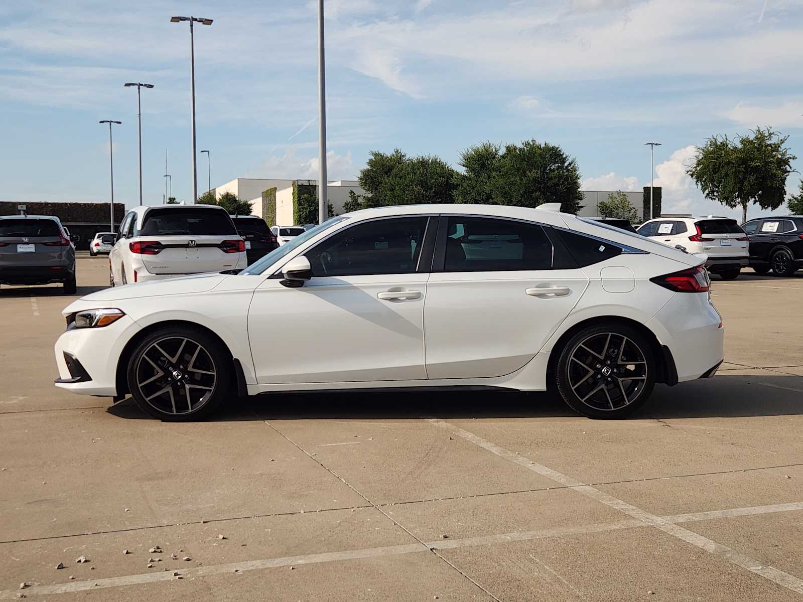 Thumbnail: 2022 Honda Civic - 3