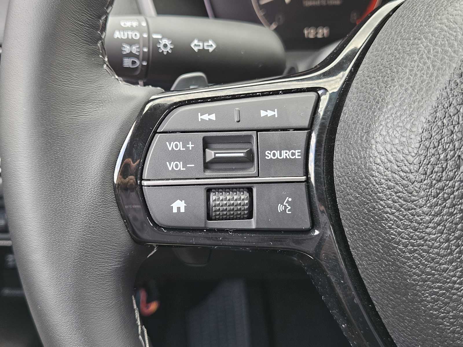 Thumbnail: 2025 Honda Civic - 32