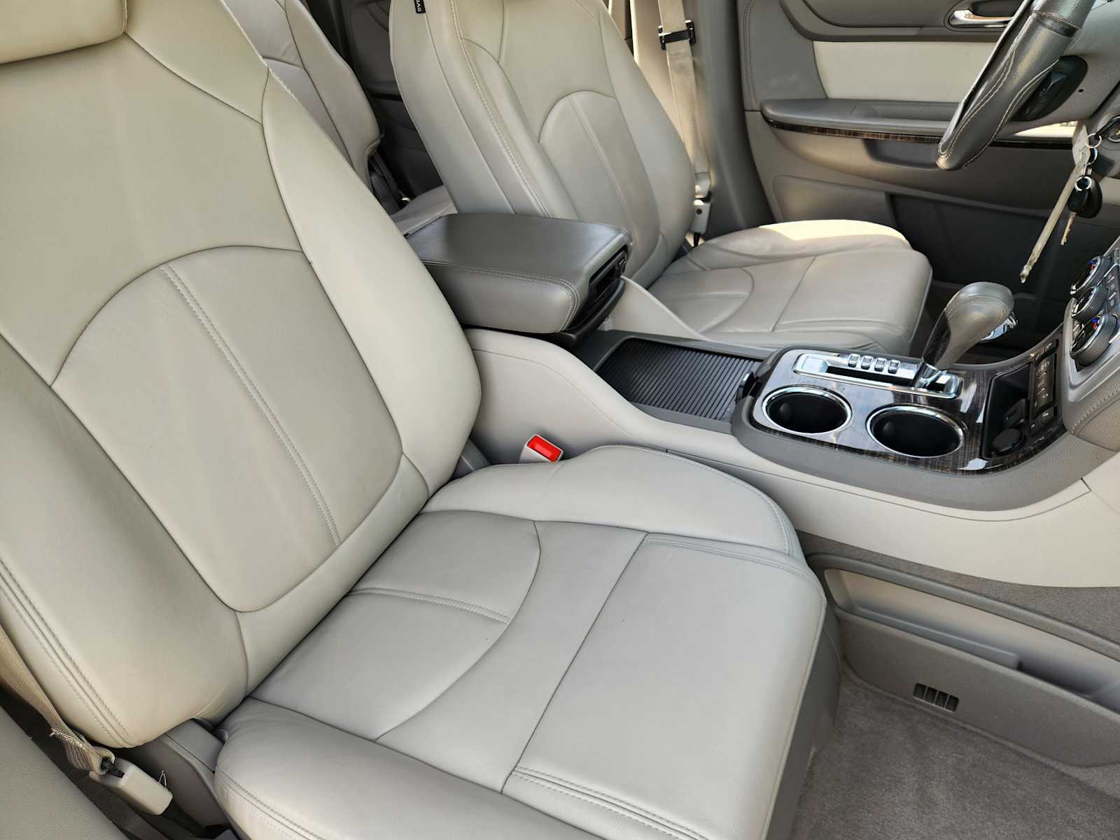 Thumbnail: 2017 GMC Acadia - 15