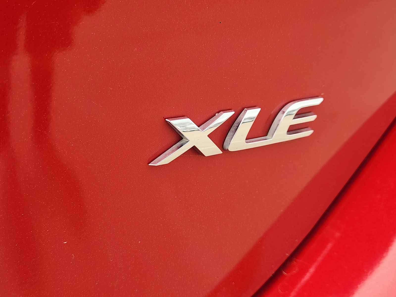 Thumbnail: 2018 Toyota Corolla - 8