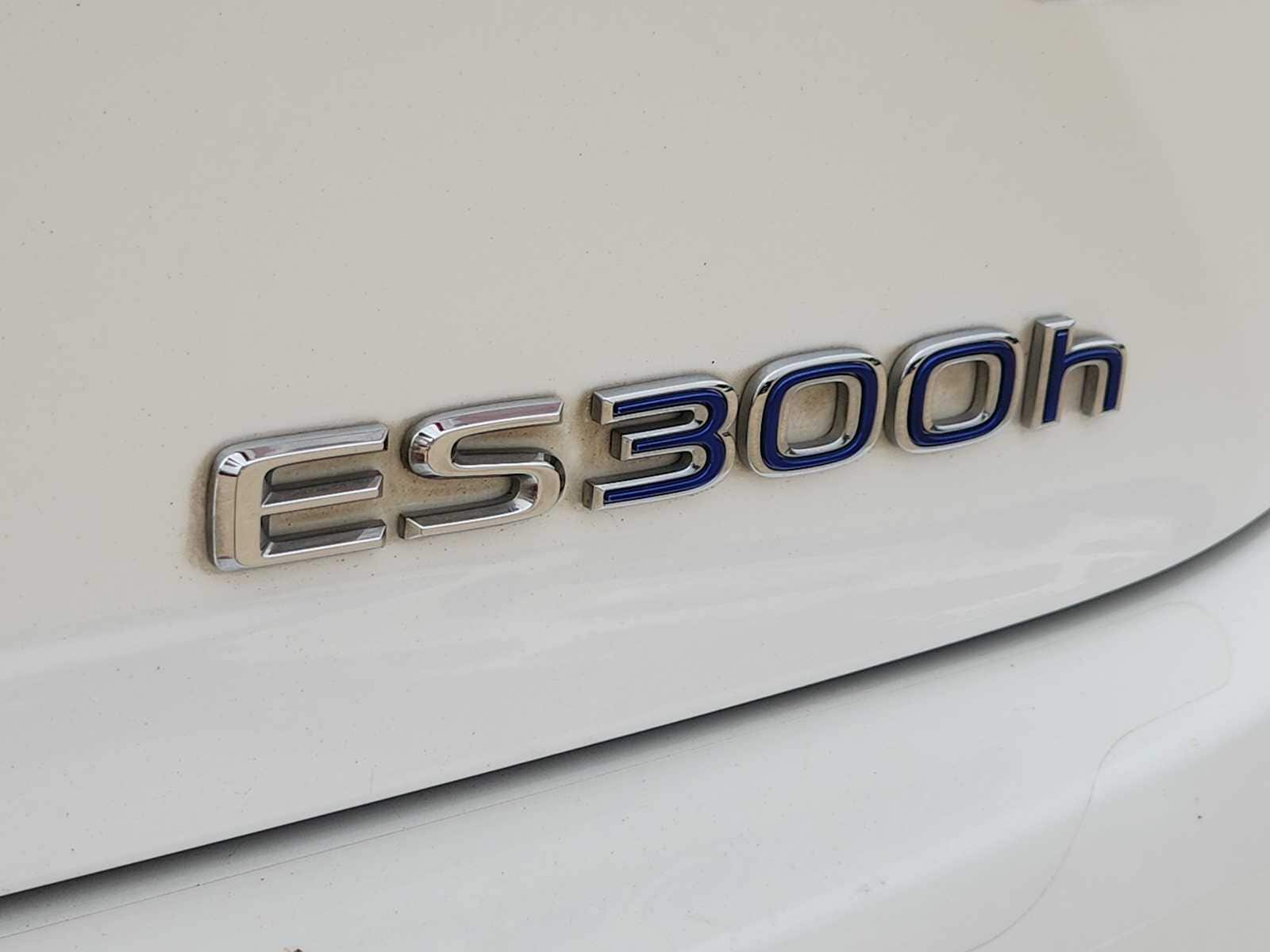 Thumbnail: 2015 Lexus ES - 7