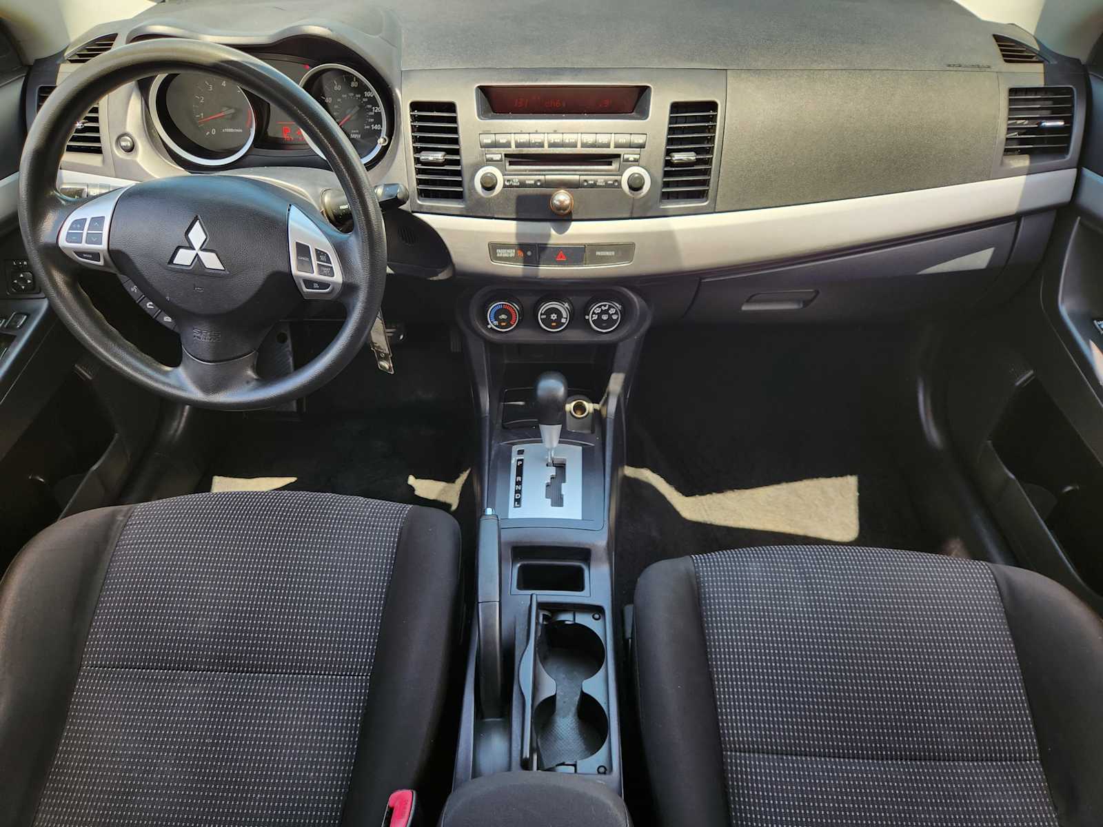 Thumbnail: 2011 Mitsubishi Lancer - 13
