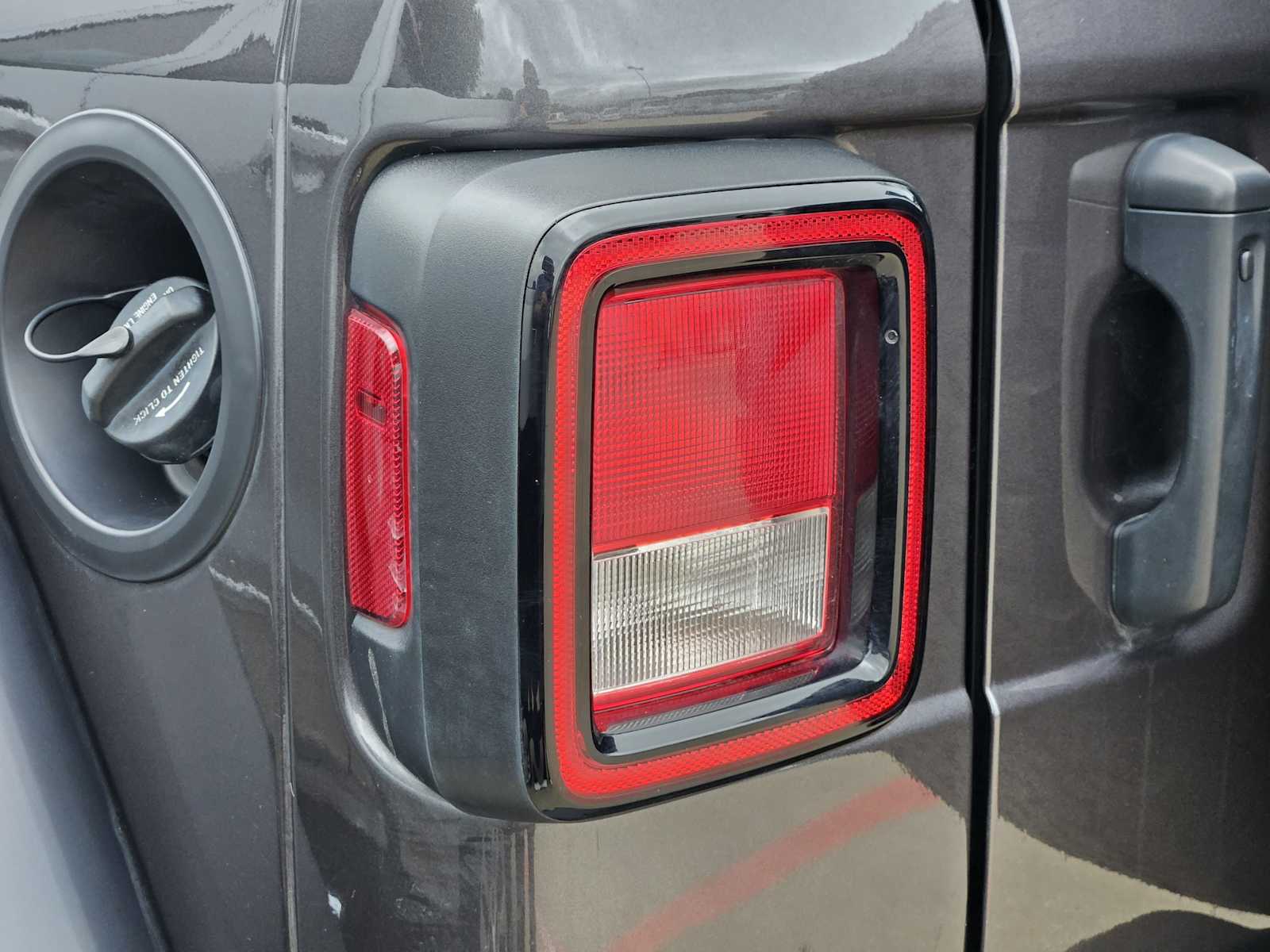 2024 Jeep Wrangler Sport 12